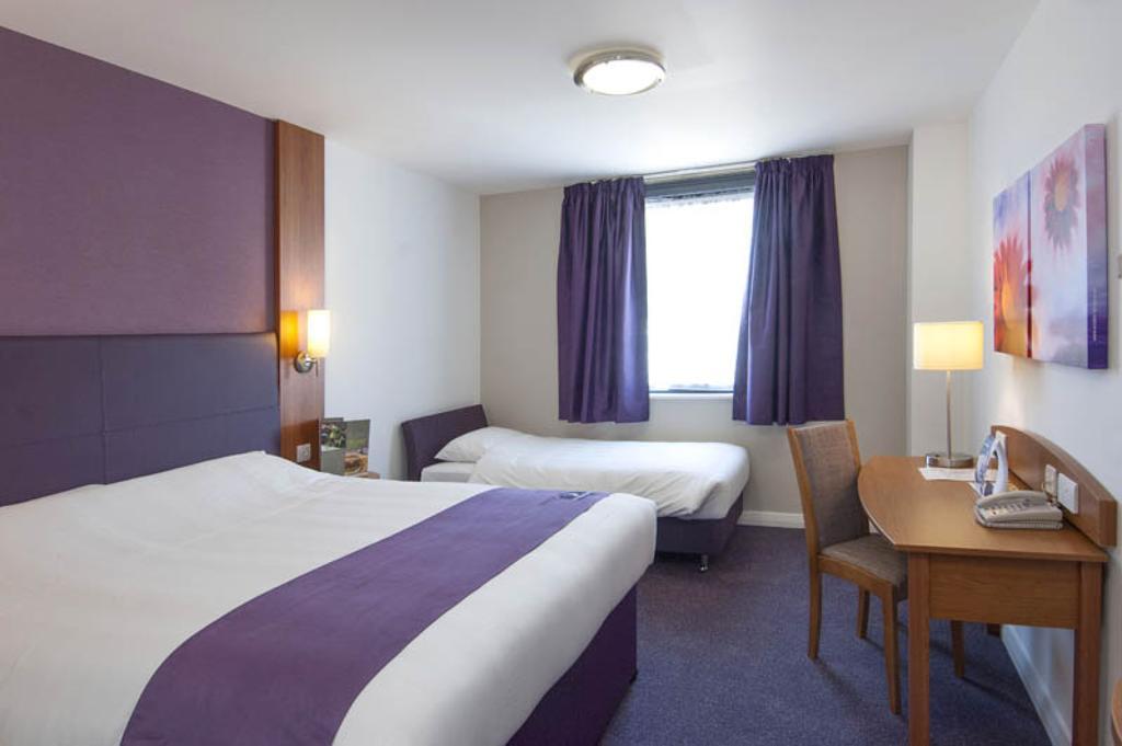 Premier Inn London Hayes, Heathrow Pokoj fotografie