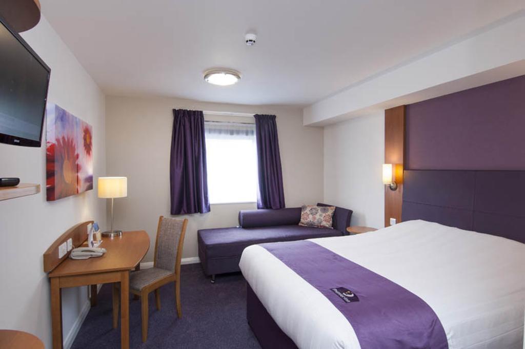 Premier Inn London Hayes, Heathrow Pokoj fotografie