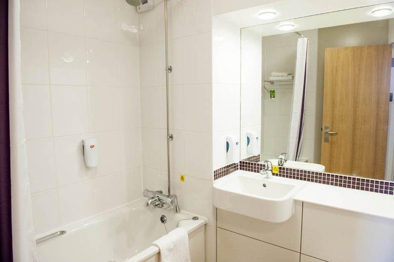Premier Inn London Hayes, Heathrow Exteriér fotografie